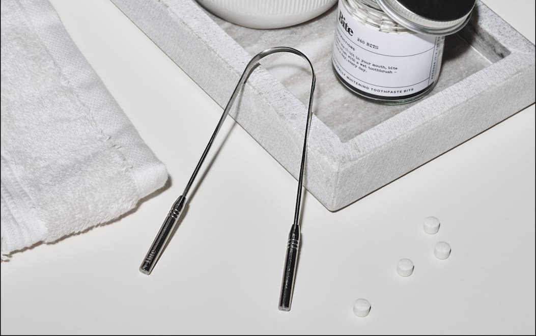 Tongue scraper Tongue scraper