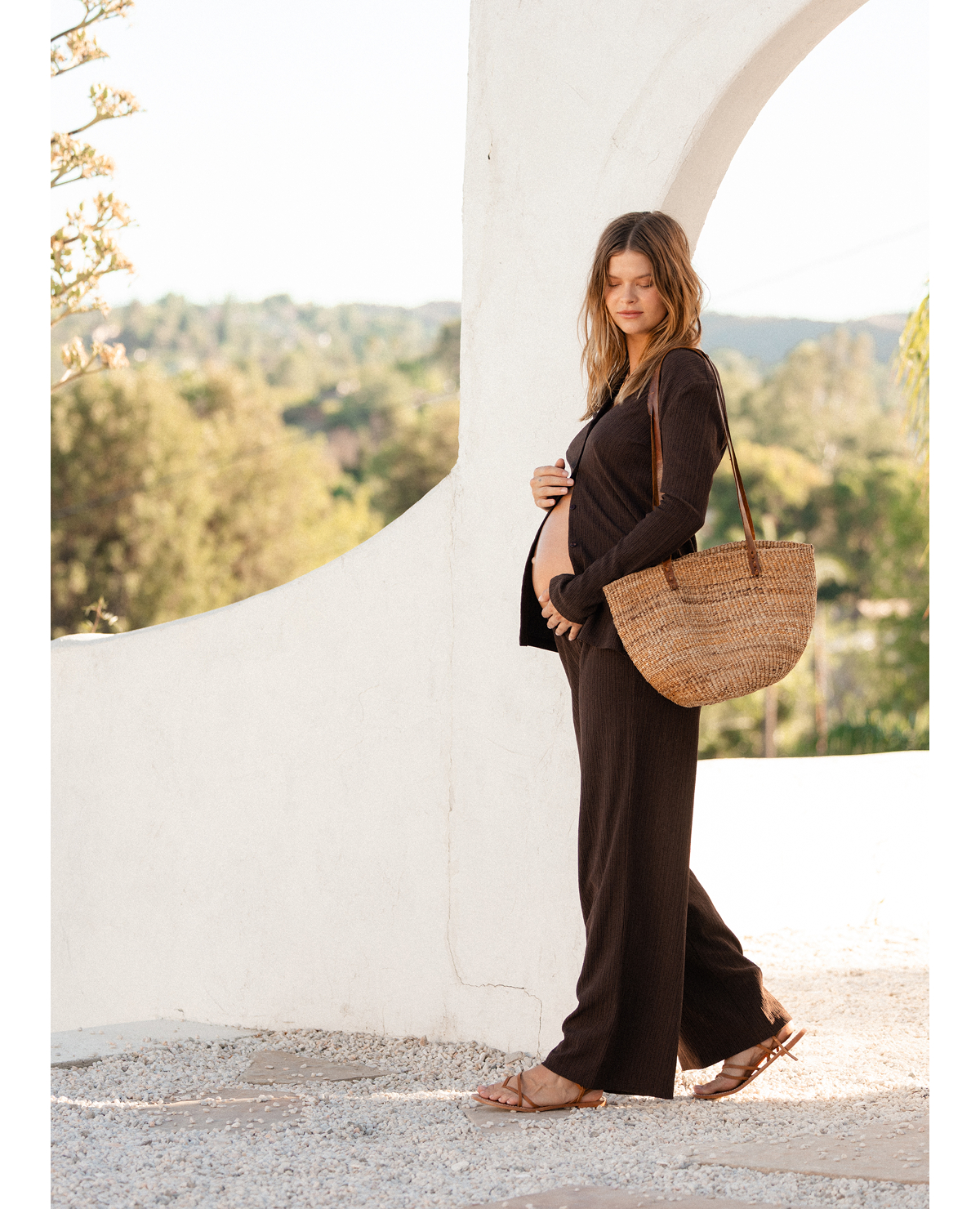 SHOP WARM WEATHER LOOKS >>
