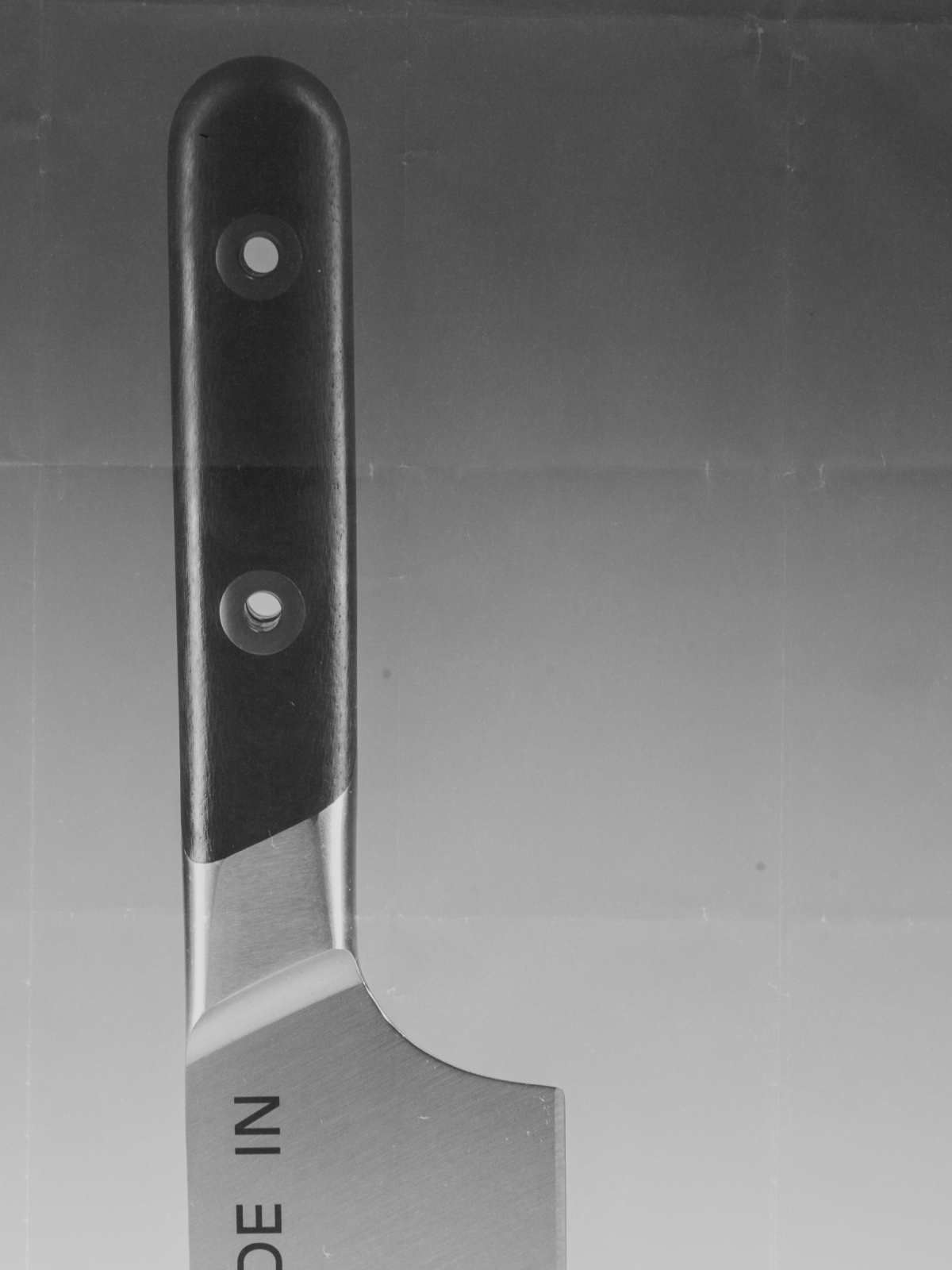 CARBON FIBER CHEF KNIFE