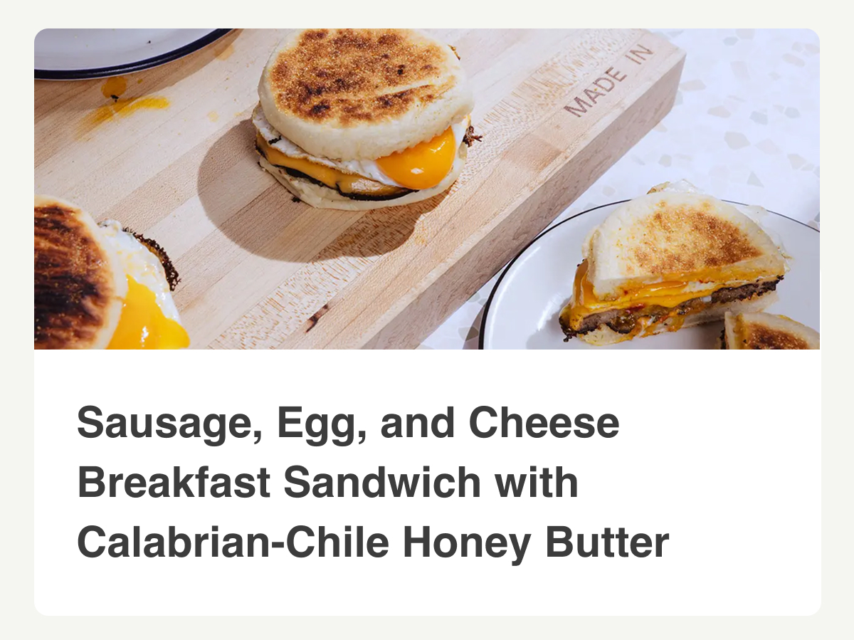 SAUSAGE, EGG, AND CHEESE BREAKFAST SANDWHICH
