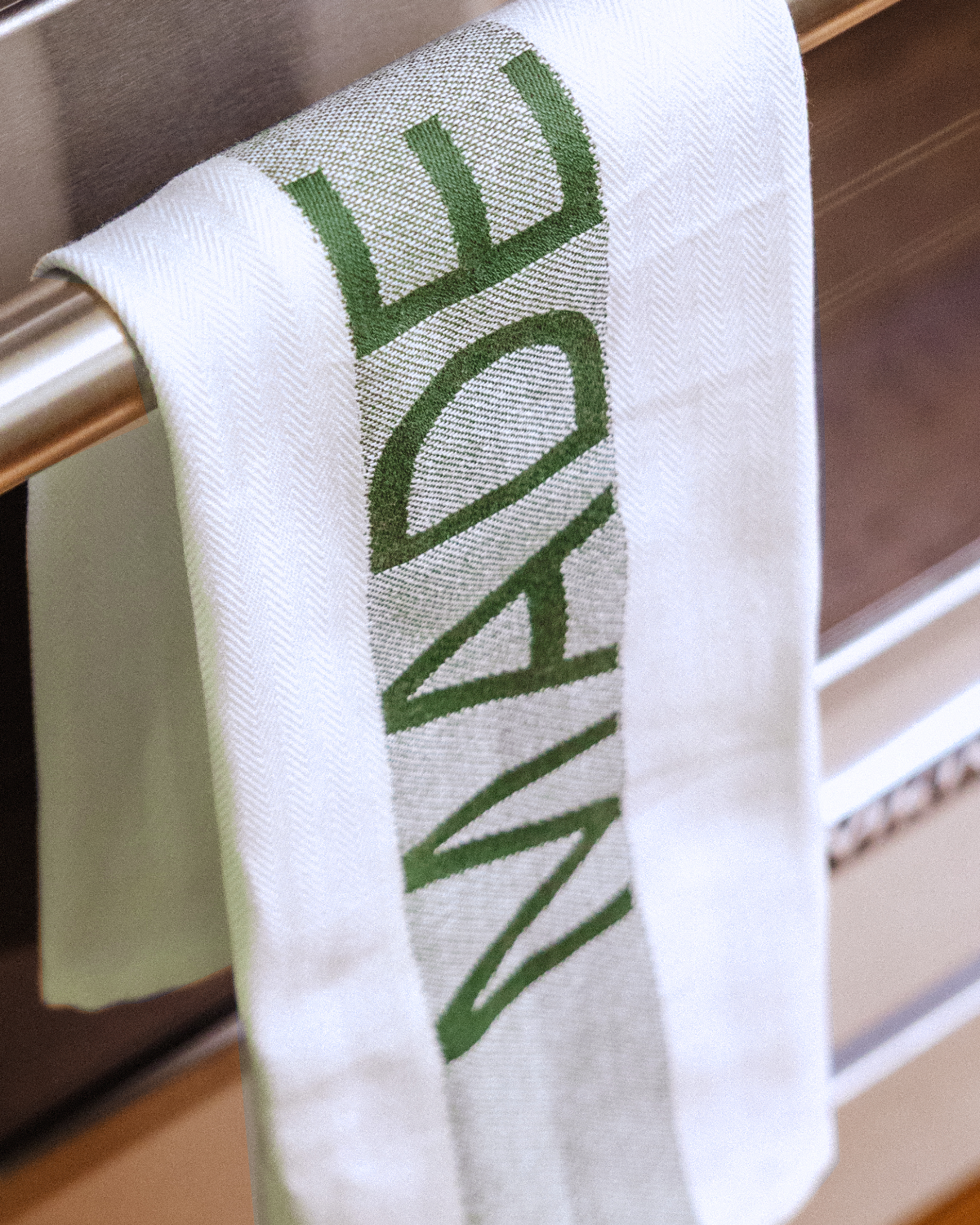 WILLOW GREEN CHEF TOWEL