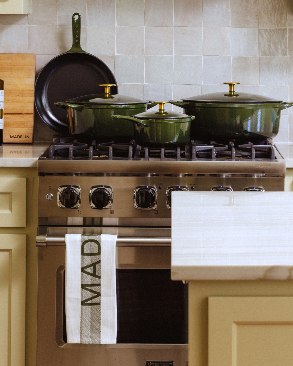 WILLOW GREEN CHEF TOWEL