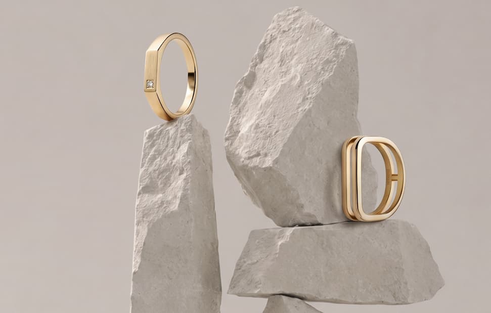 Woman's Rings