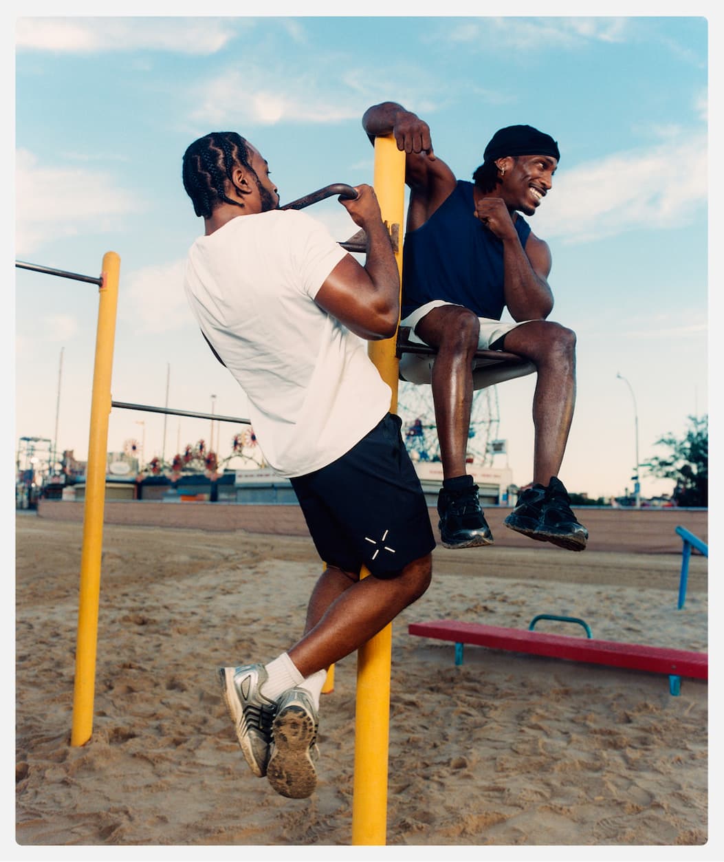 Active Image Pull Up Bars Black Interval Short