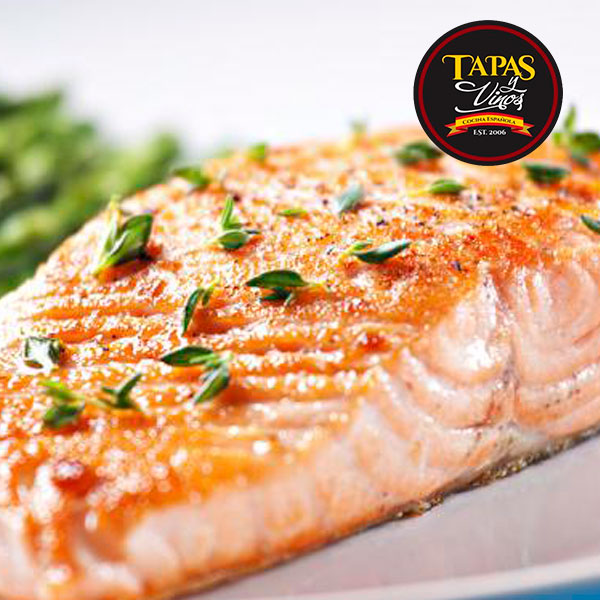 50% de DESCUENTO en Tapas y Vinos