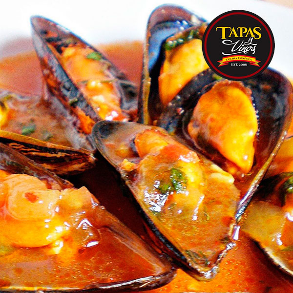 50% de DESCUENTO en Tapas y Vinos