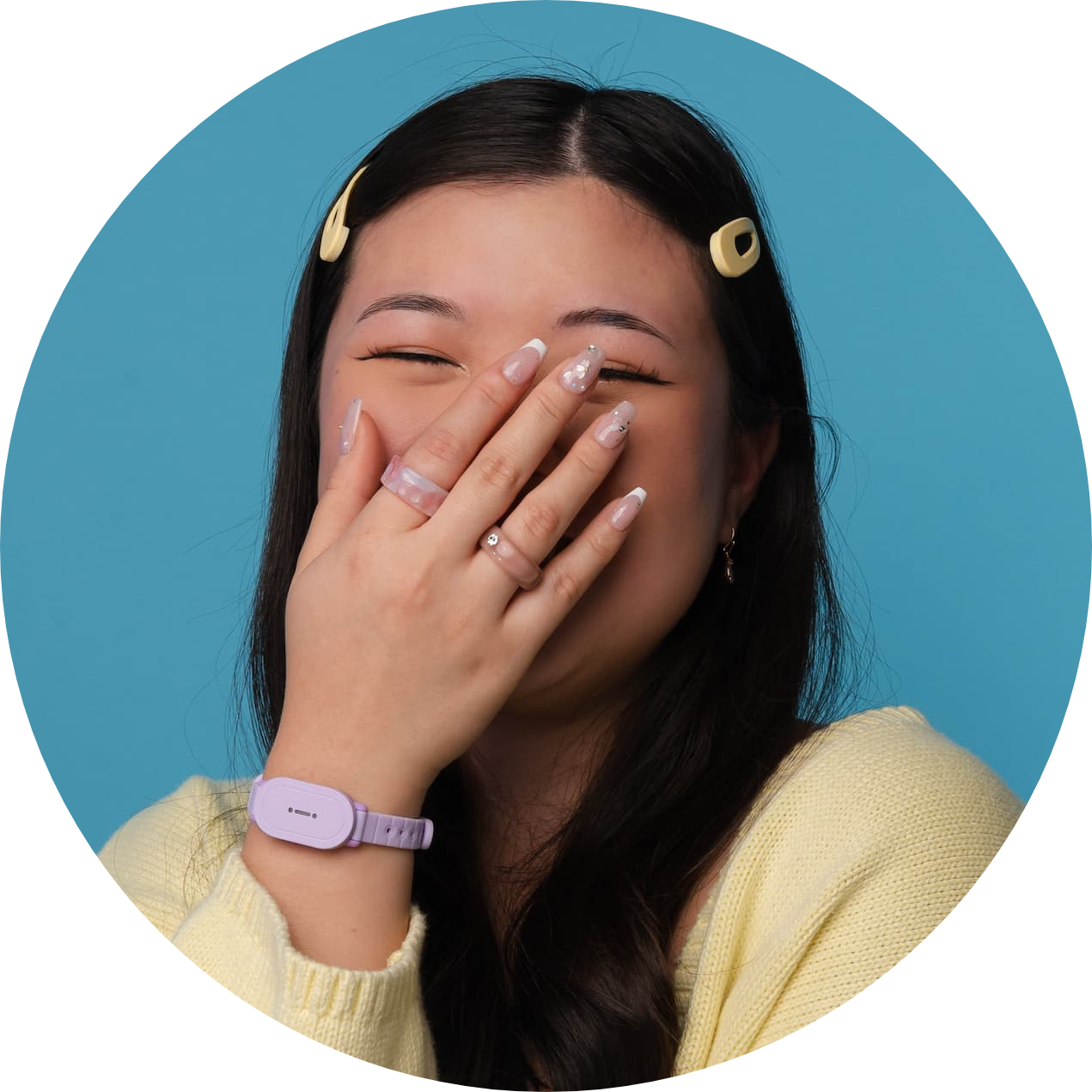 🎨 Make distance colorful.  Because connection deserves a pop  of fun.