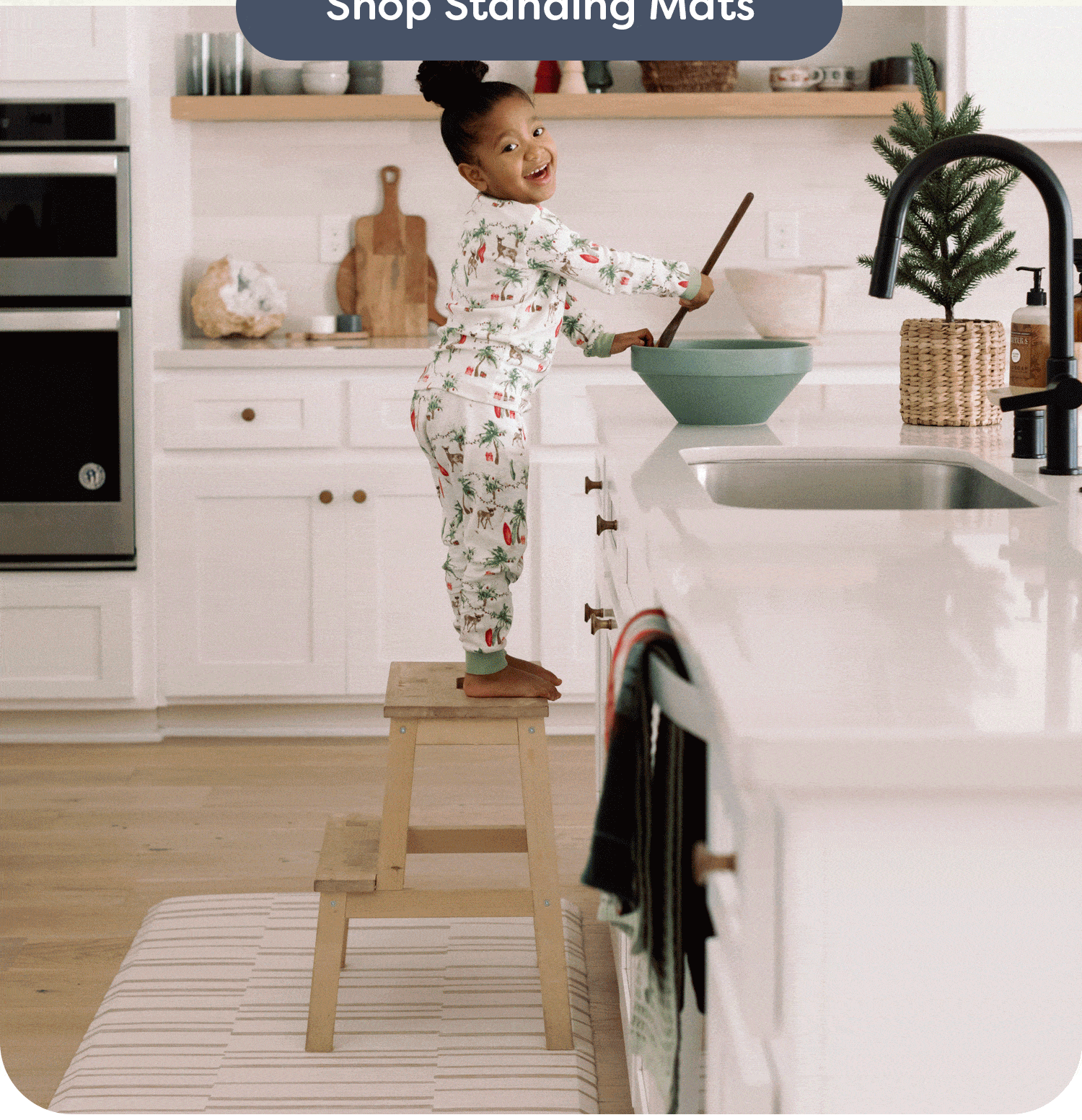 Gifts worth a standing ovation the House of Noa