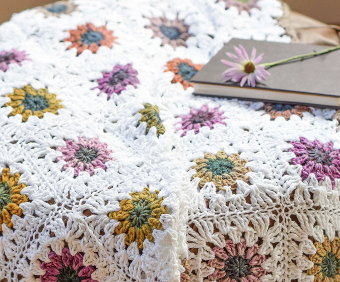 Refined floral crochet inspiration