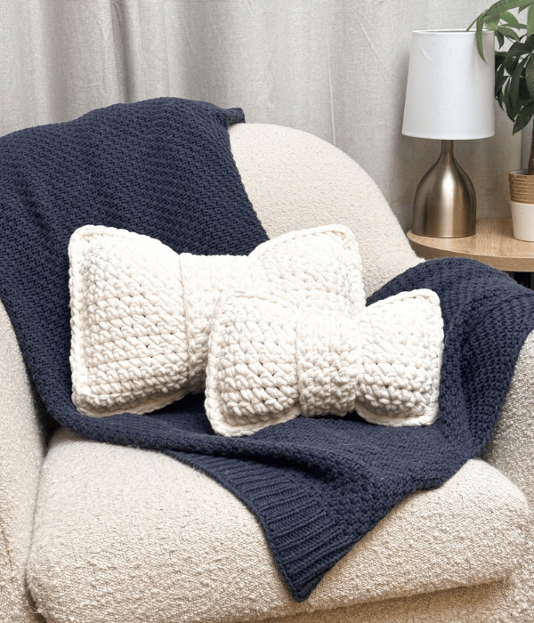 bow pillows