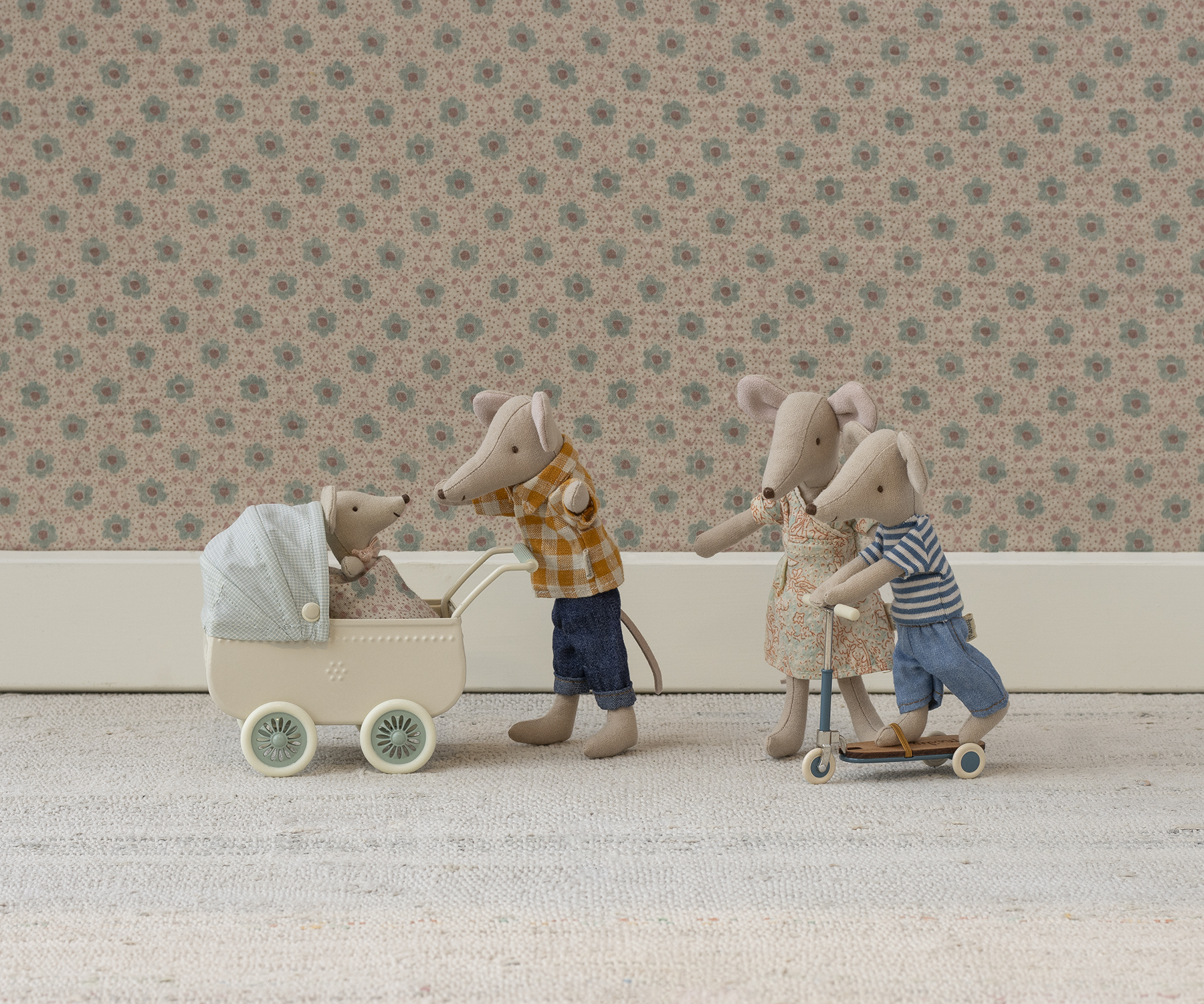 Maileg baby mice and mum and dad mouse.