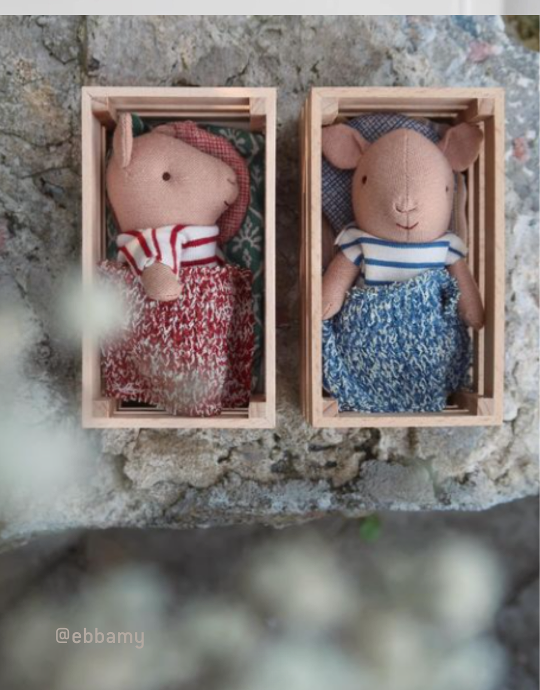Maileg baby pigs.