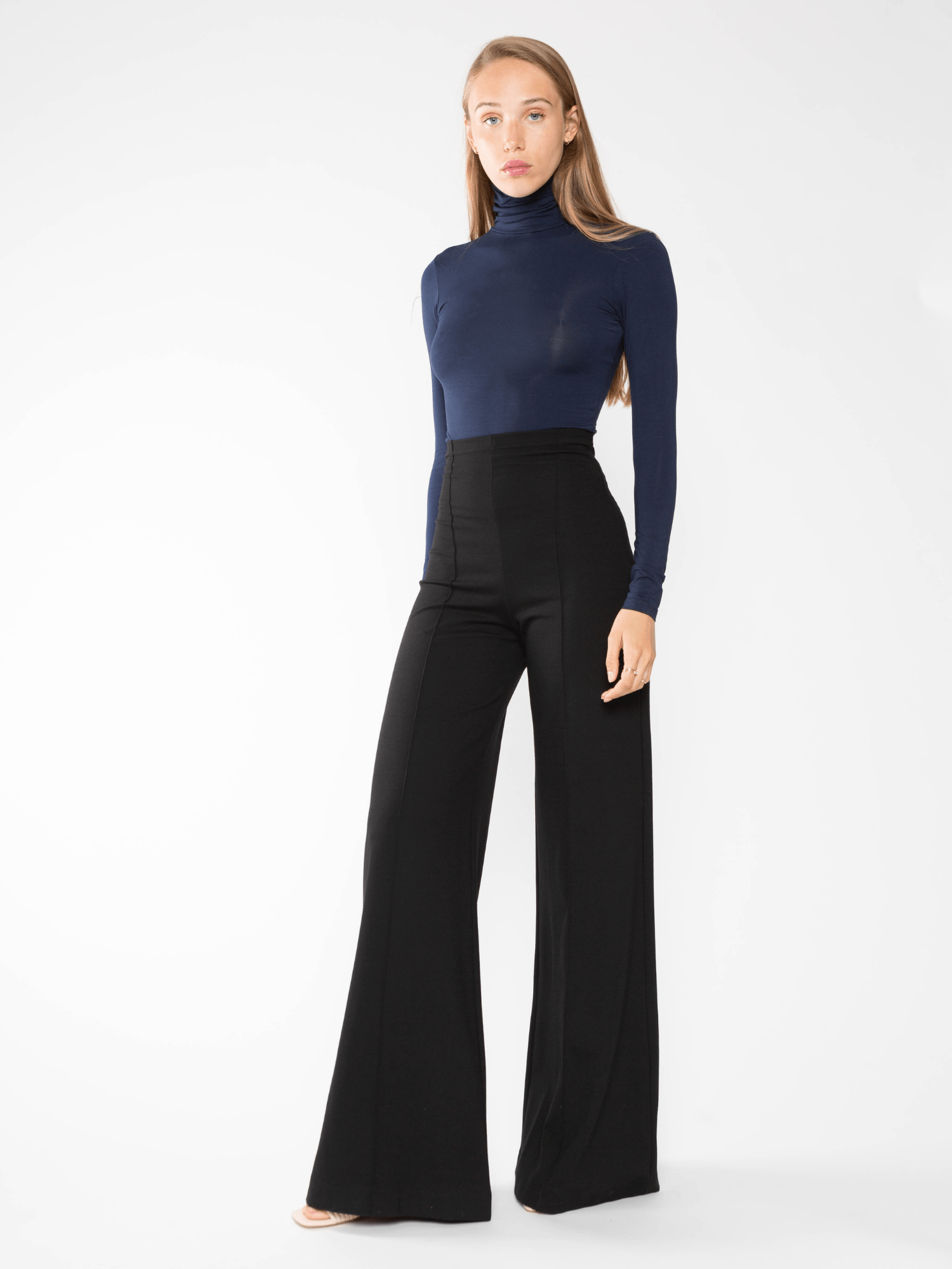 Black wide leg pant