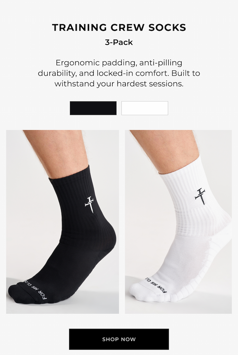 TRAINING CREW SOCKS Ergonomic padding, anti-pilling durability, and locked-in comfort. Built to withstand your hardest sessions.