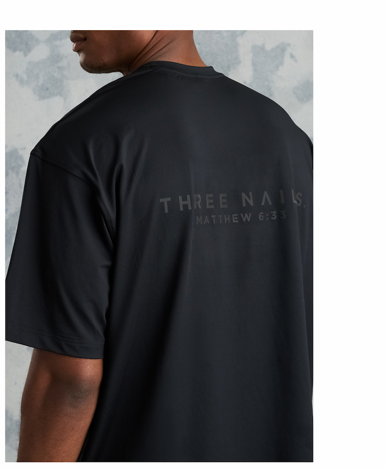 Black Tee