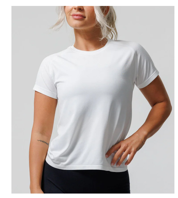 women's seamless tee - white
