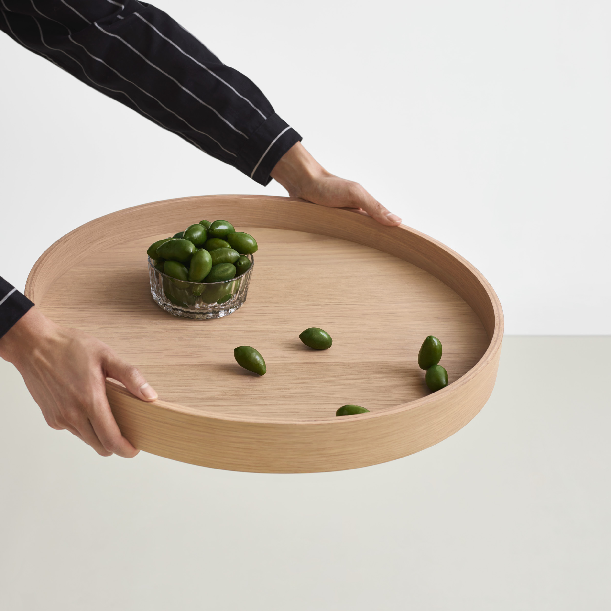 The Bar Cart That Moves With You EQ3