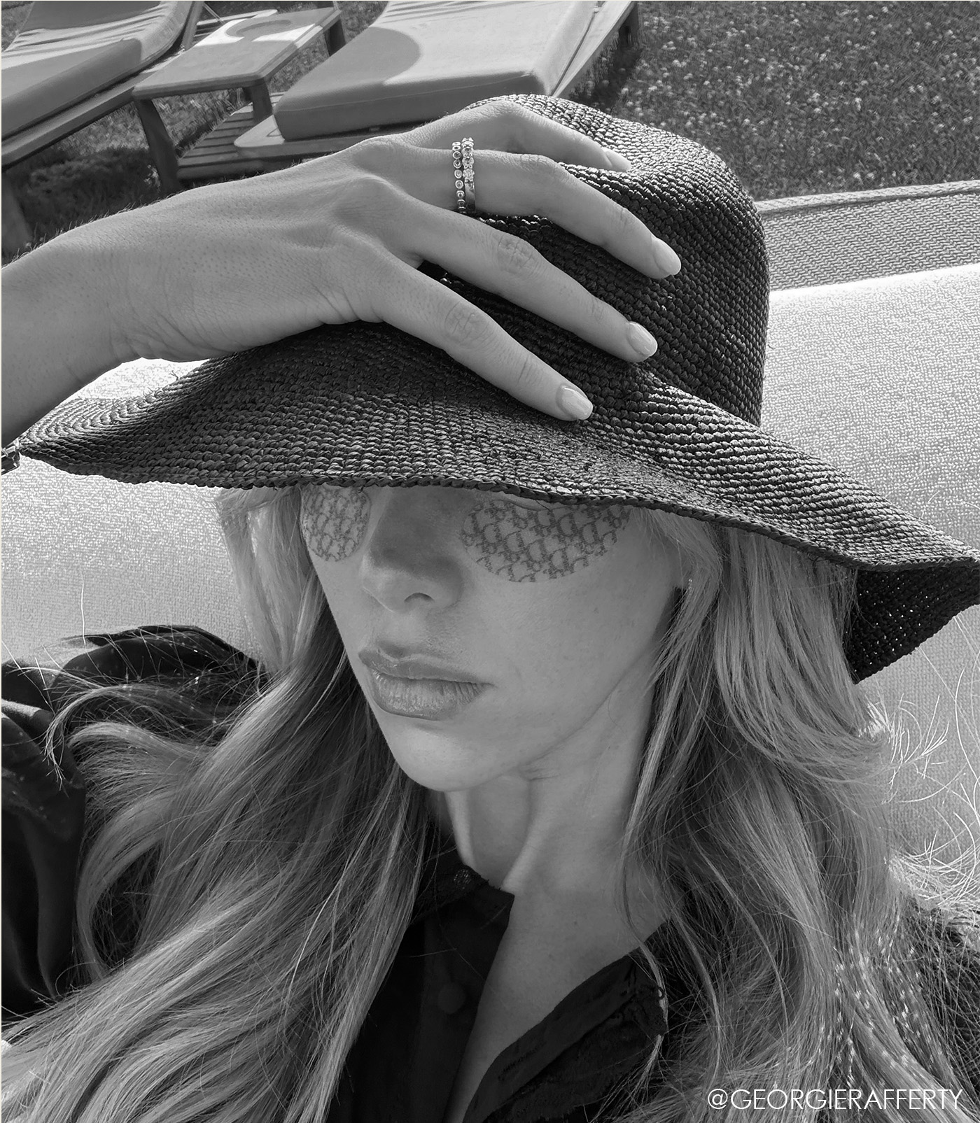 Izzy Sunhat Chocolate