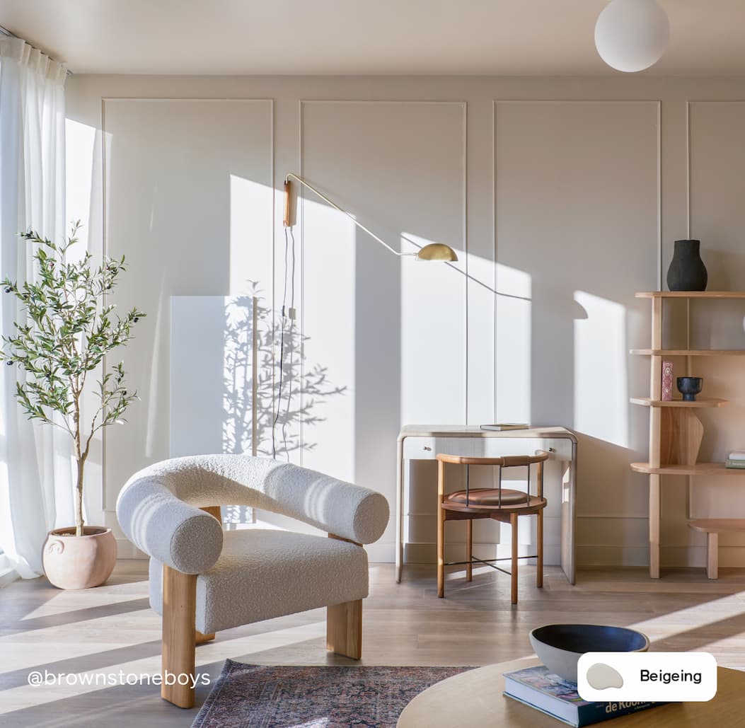 Living room featuring Beigeing