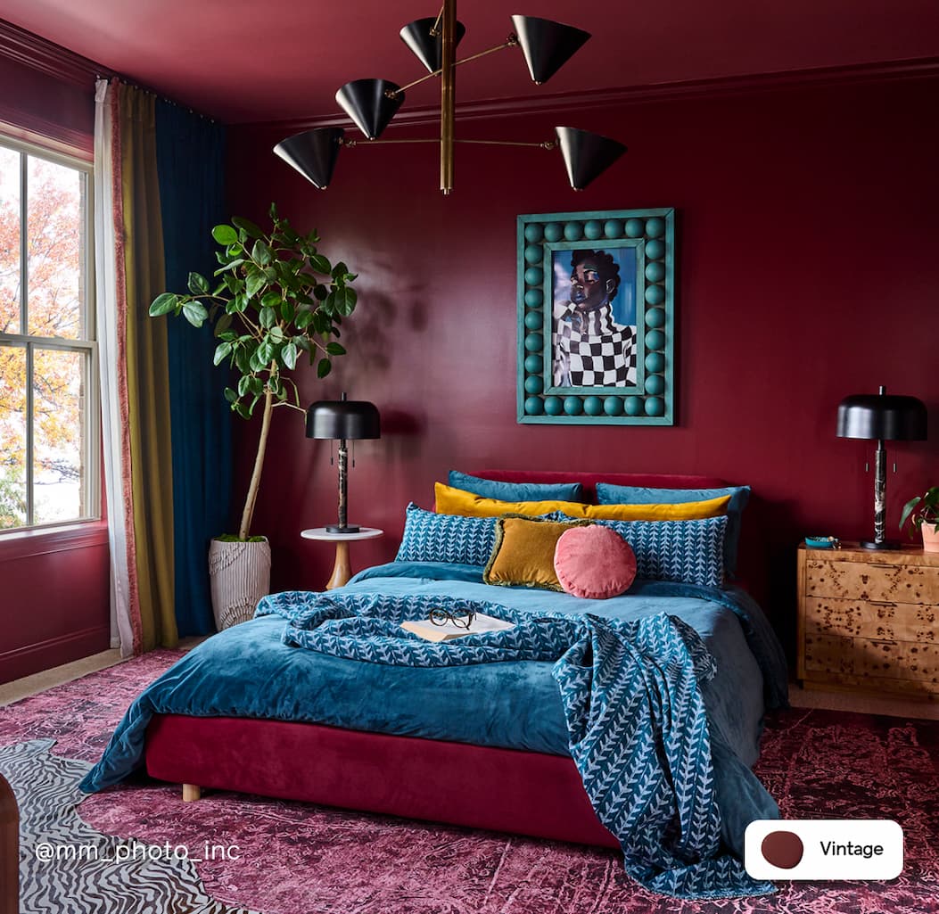 Bedroom featuring Vintage