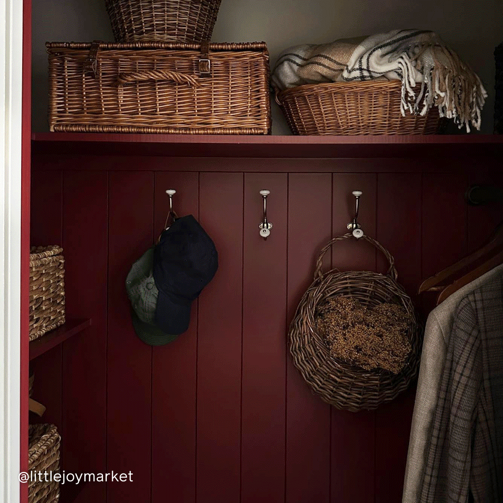 Gif of Clare painted spaces featuring Vintage and Sriracha