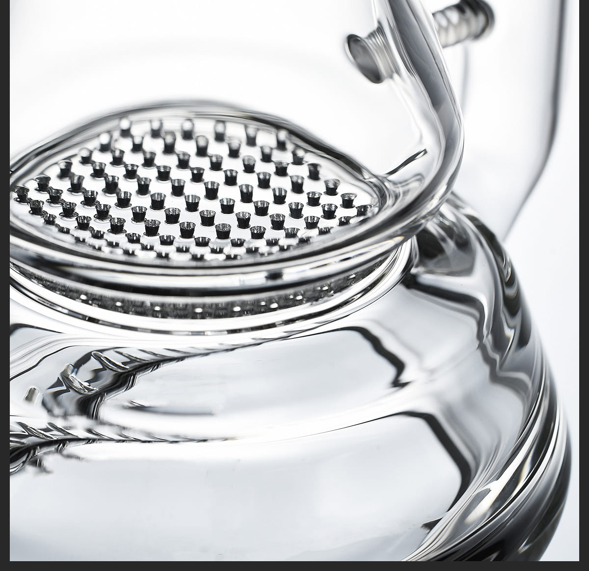 VITAE products are not only sleek in design, but they also outperform the competition. I've purchased several VITAE pieces and all are superior quality. Customer service is timely and Gordon is happy to work with the customer. Great company!