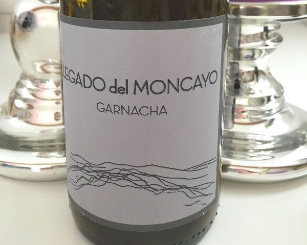 Bottle of Legado Del Moncayo Garnacha by Isaac Fernandez Selección 2020 mostly showing the wine label.