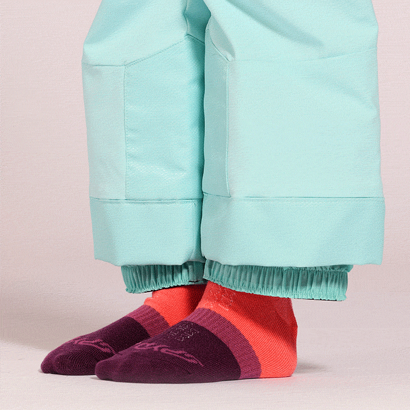 Animation of extendable pants before and after