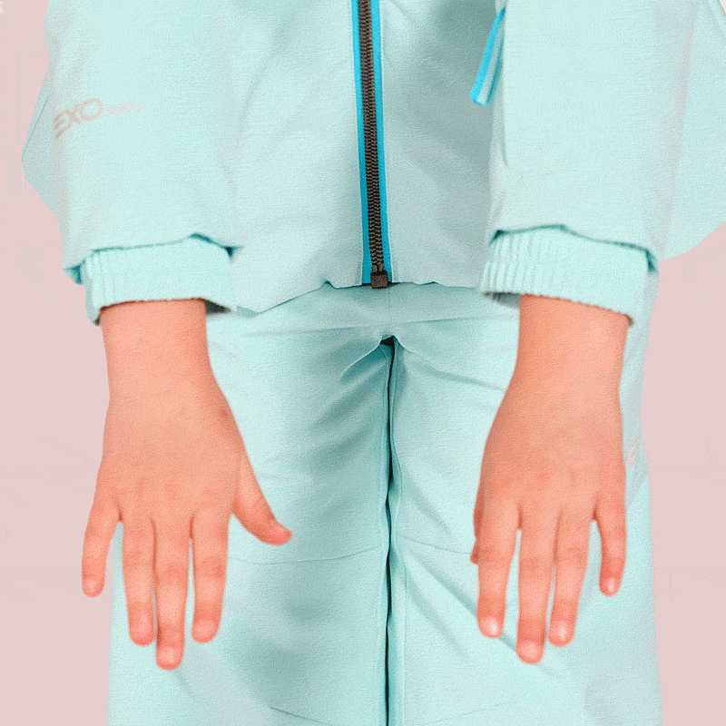 Animation of extendable sleeves before and after