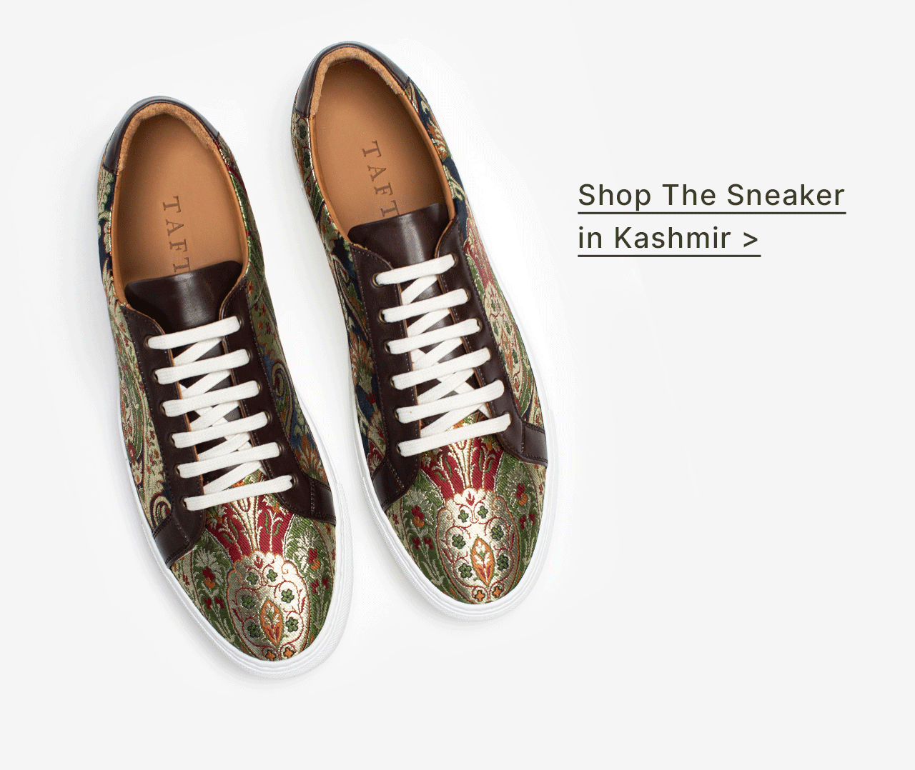 Sneaker in Kashmir