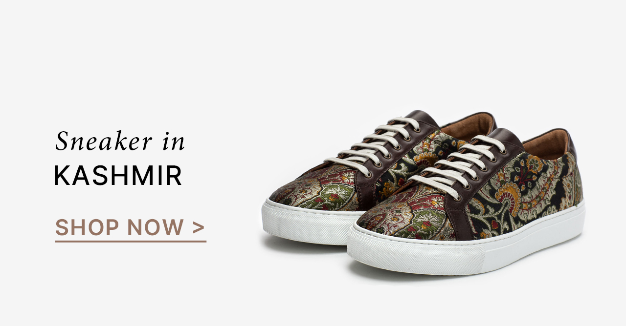 Sneaker in Kashmir