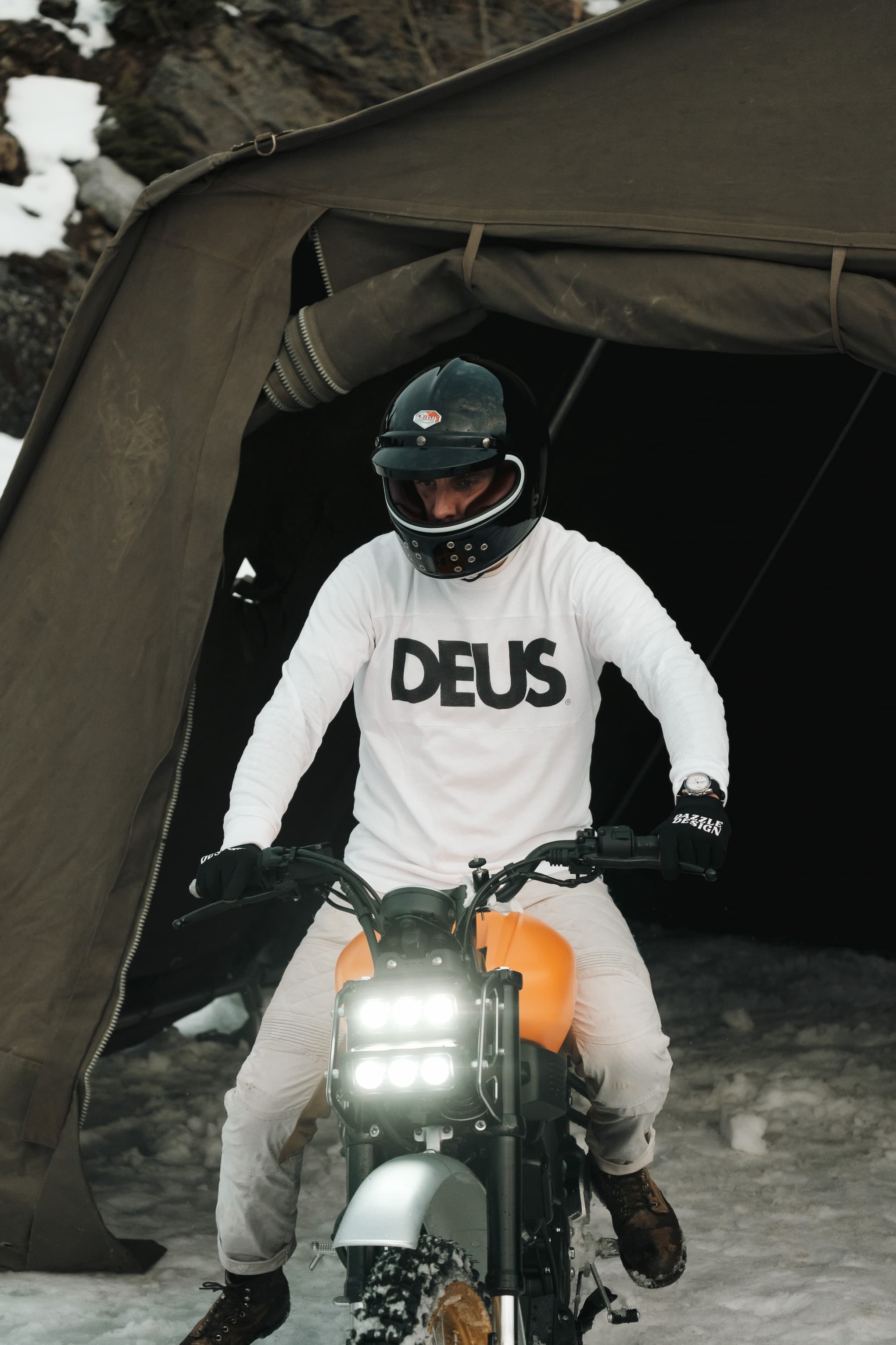 deus swank