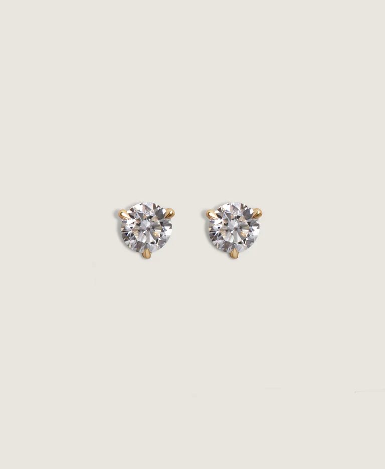 June Round Stud Earrings Diamond