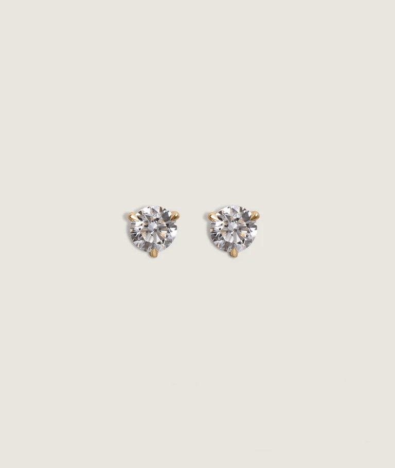 June Round Studs Diamond