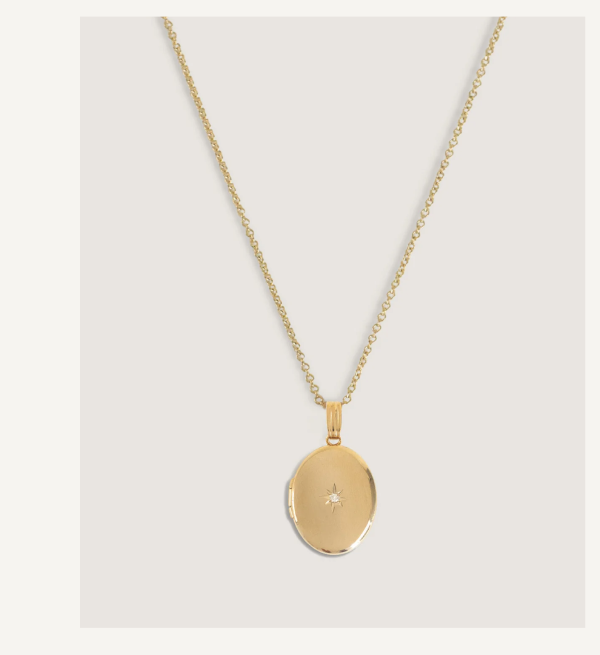 Maison Oval Locket Necklace Diamond