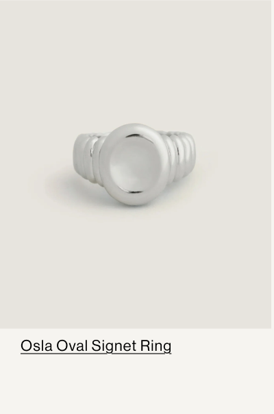 OSLA OVAL SIGNET RING