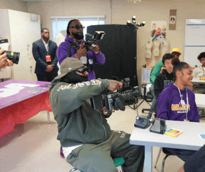 Students & pros hard at work!