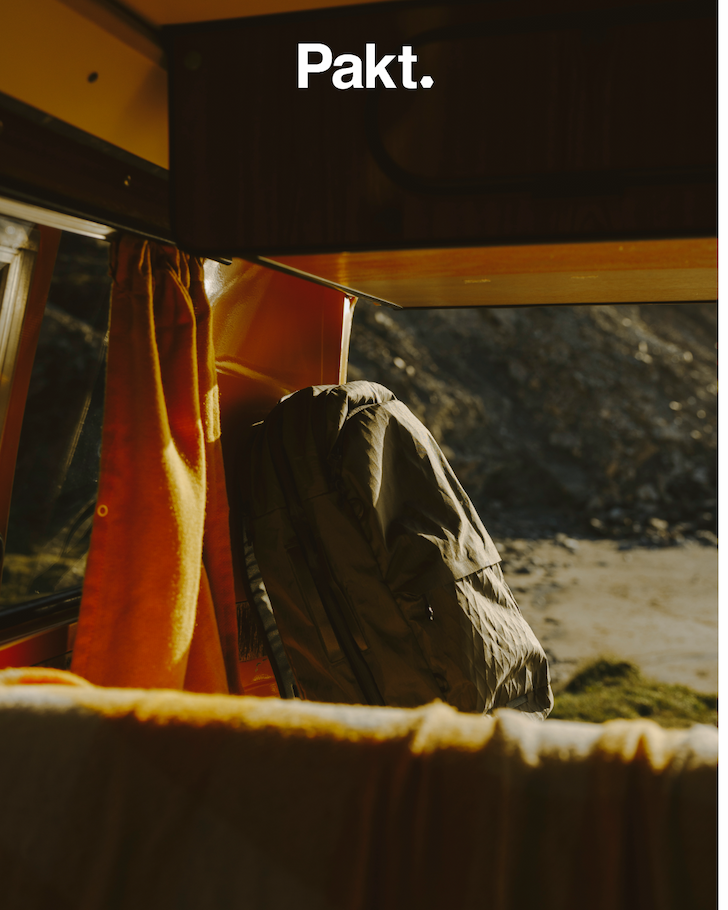 Cero Travel Backpack / Amelia Le Brun