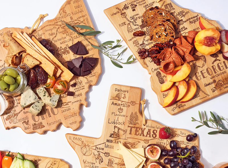 Destination Minnesota Cutting Board | Totally Bamboo