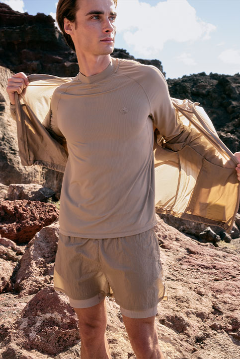 2-1 TRANSPARENT RUN SHORT