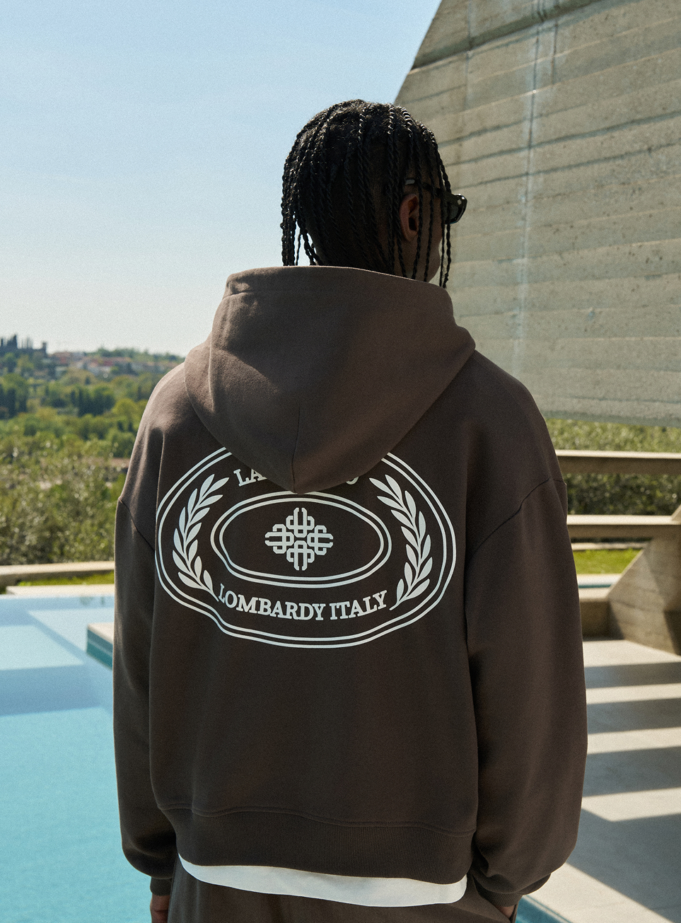 LAKE COMO OVAL GRAPHIC HOODIE