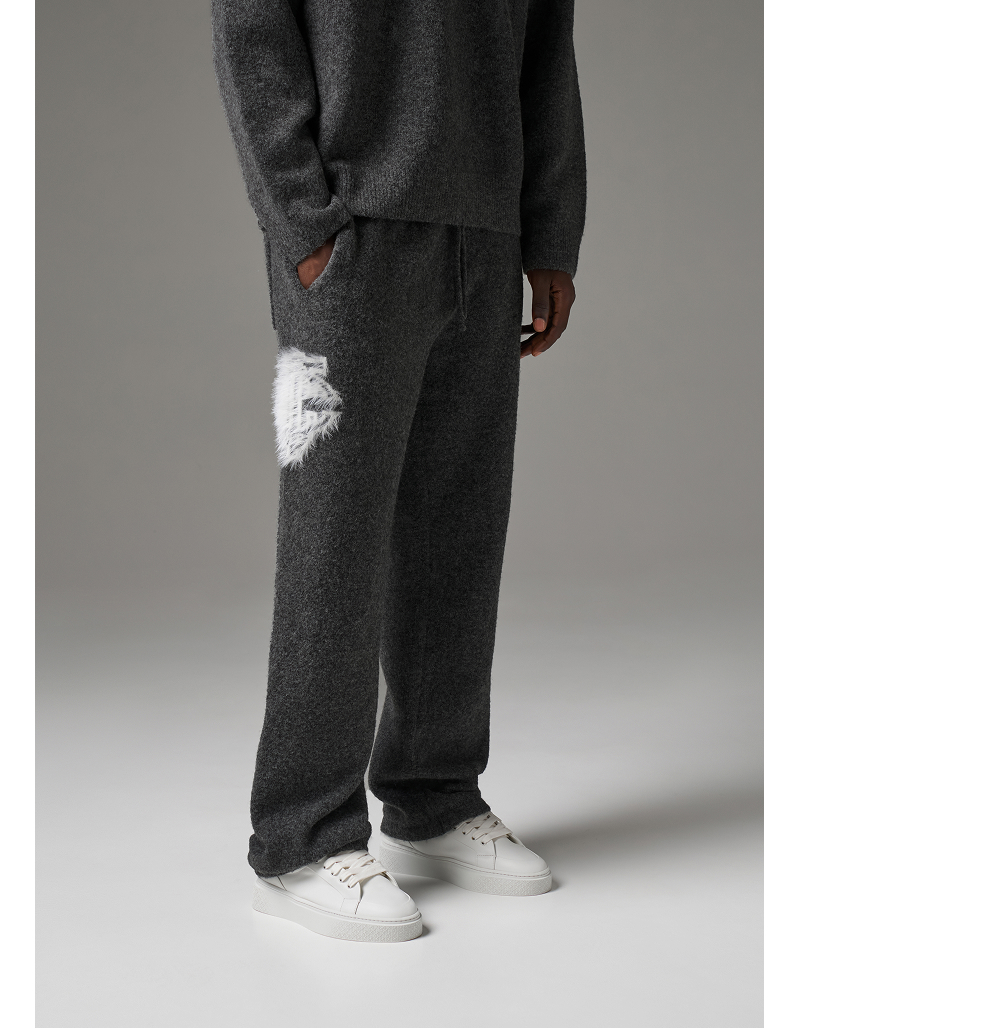 MONOGRAM FLUFFY KNIT JOGGERS