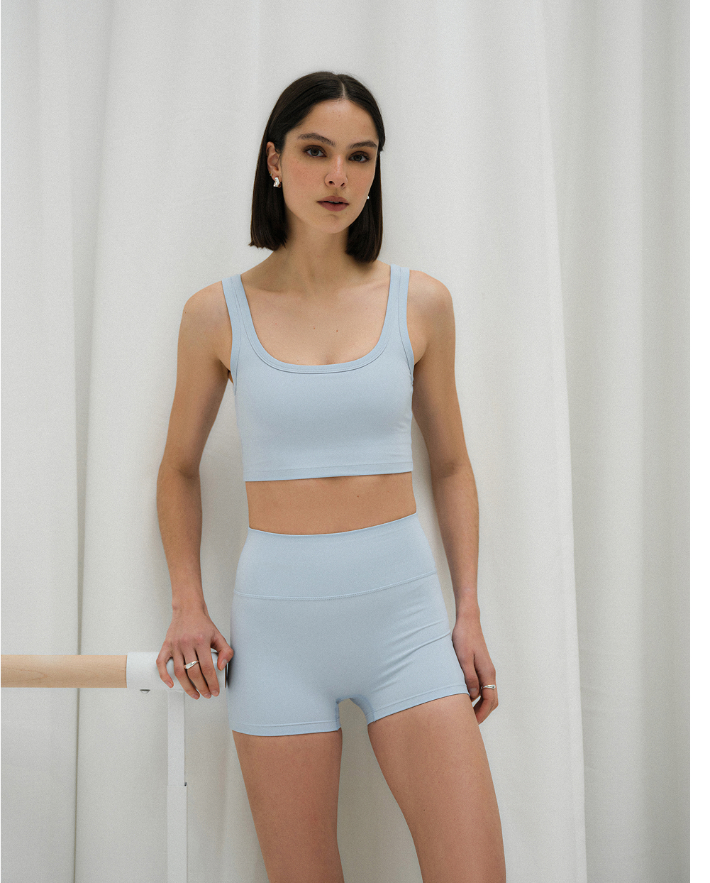 SCULPTING STRETCH EMBLEM SPORTS BRA