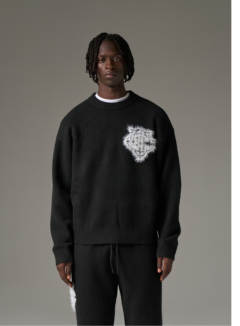 MONOGRAM FLUFFY KNIT CREW