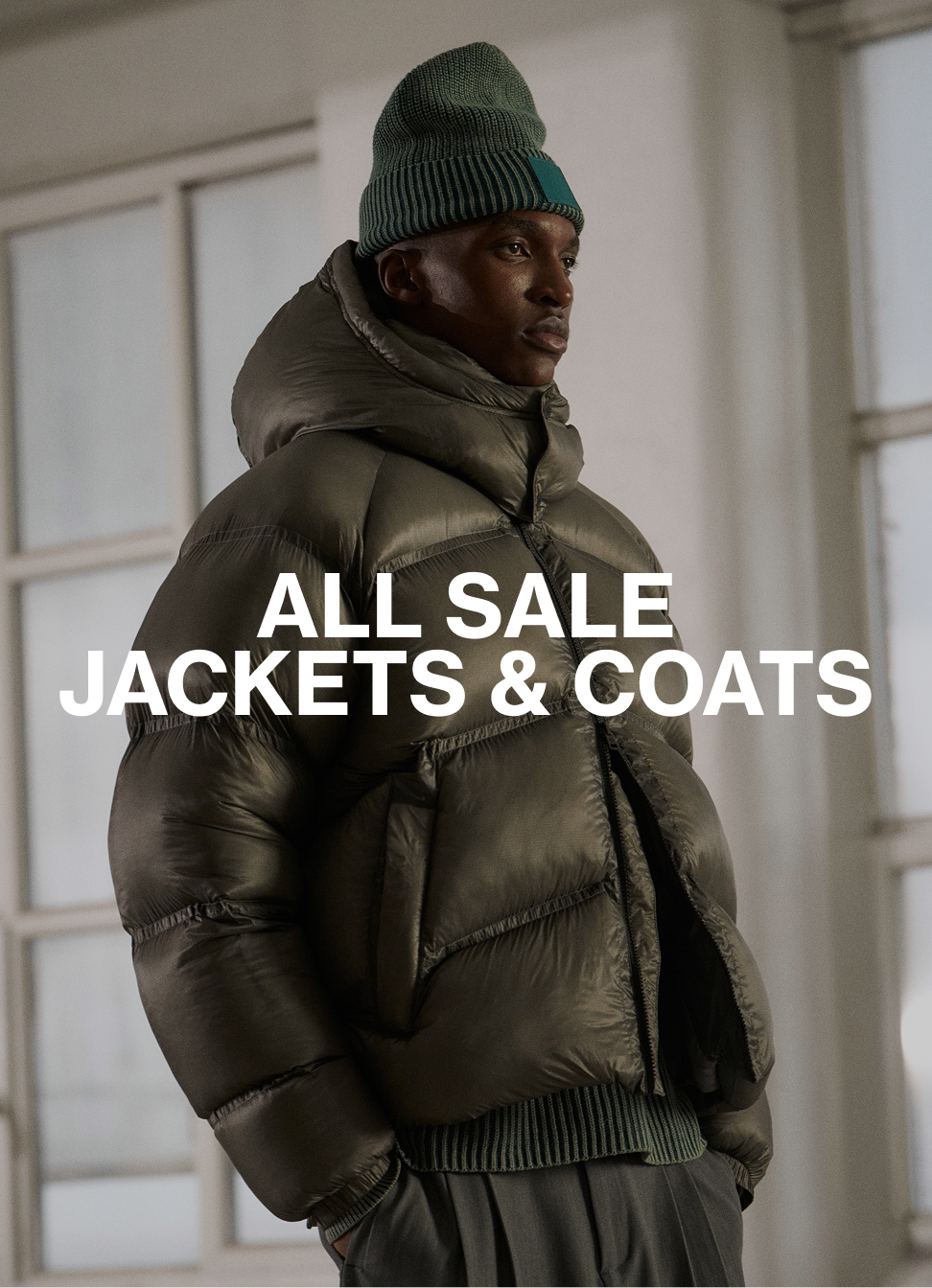 JACKETS AND COATS 