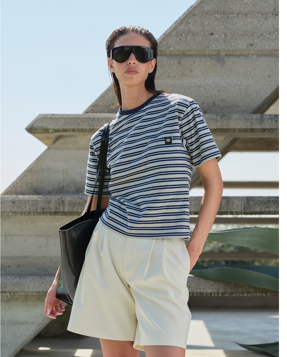 STRIPE POCKET SHORT SLEEVE T-SHIRT