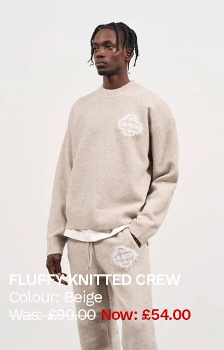 FLUFFY EMBLEM KNITTED CREW