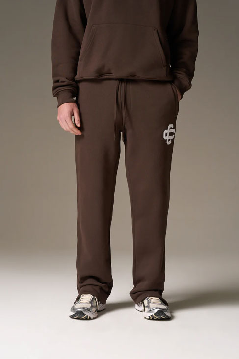 HEAVYWEIGHT EMBLEM APPLIQUE JOGGERS