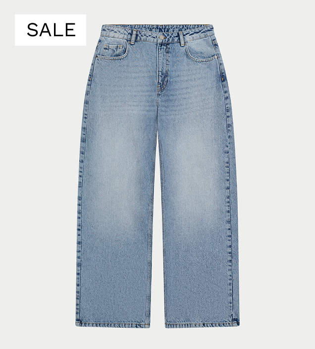SKATER JEANS