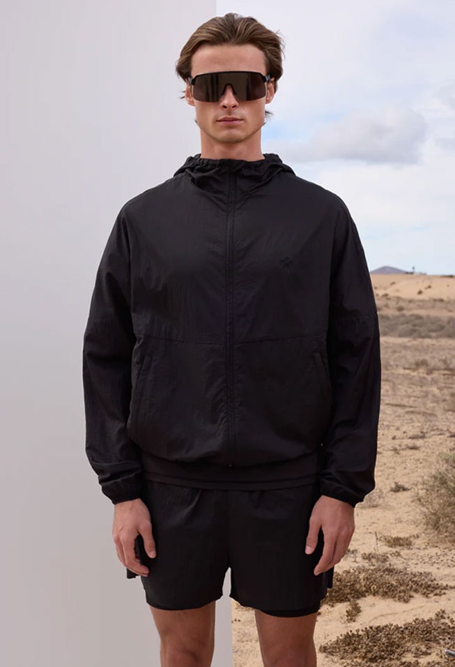 TRANSPARENT WINDBREAKER